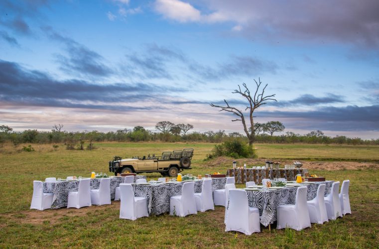 Arathusa Safari Lodge - Bush Breakfast-1