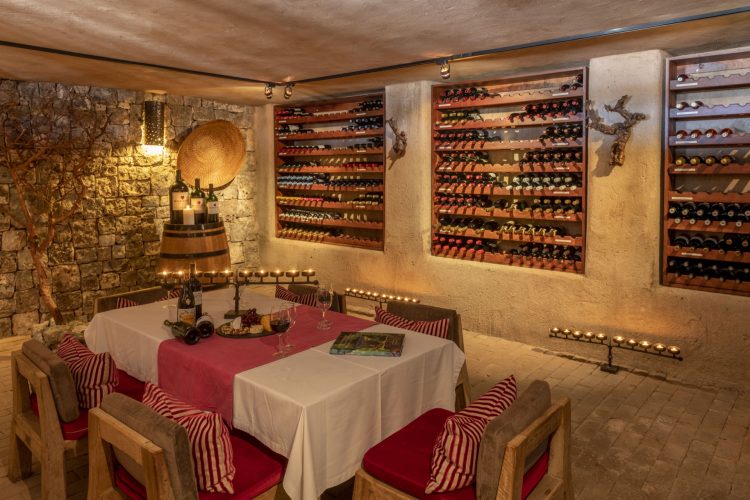 Onguma the Fort - Wine Cellar Dining